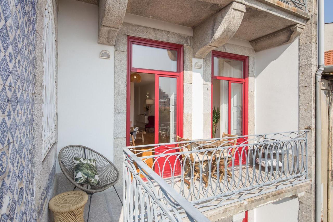 Lovelystay - Martires Boutique Flat Porto Bagian luar foto