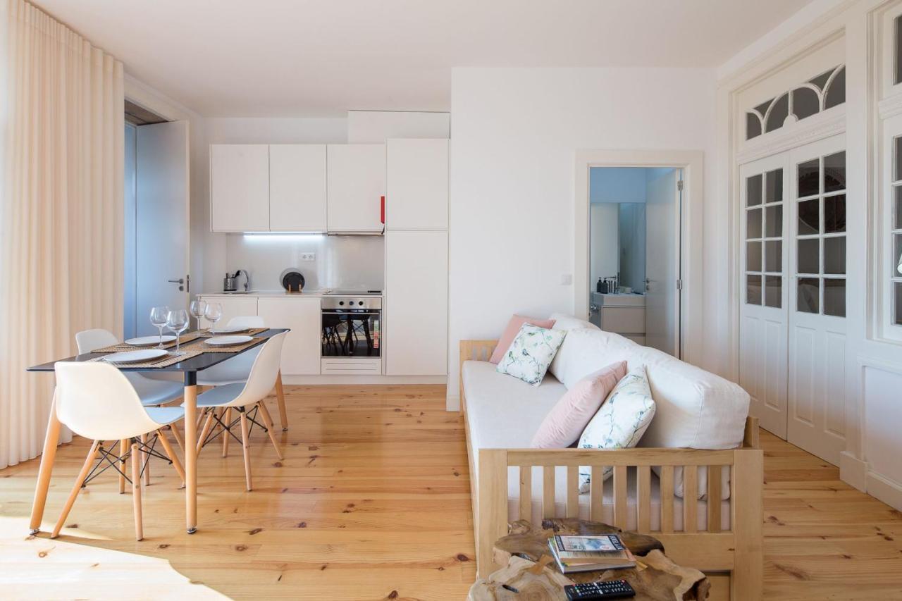 Lovelystay - Martires Boutique Flat Porto Bagian luar foto